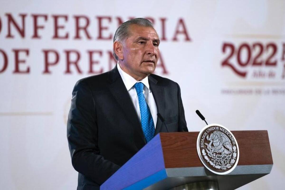 Adán Augusto López destaca que vía urnas, un militar puede ser electo Presidente