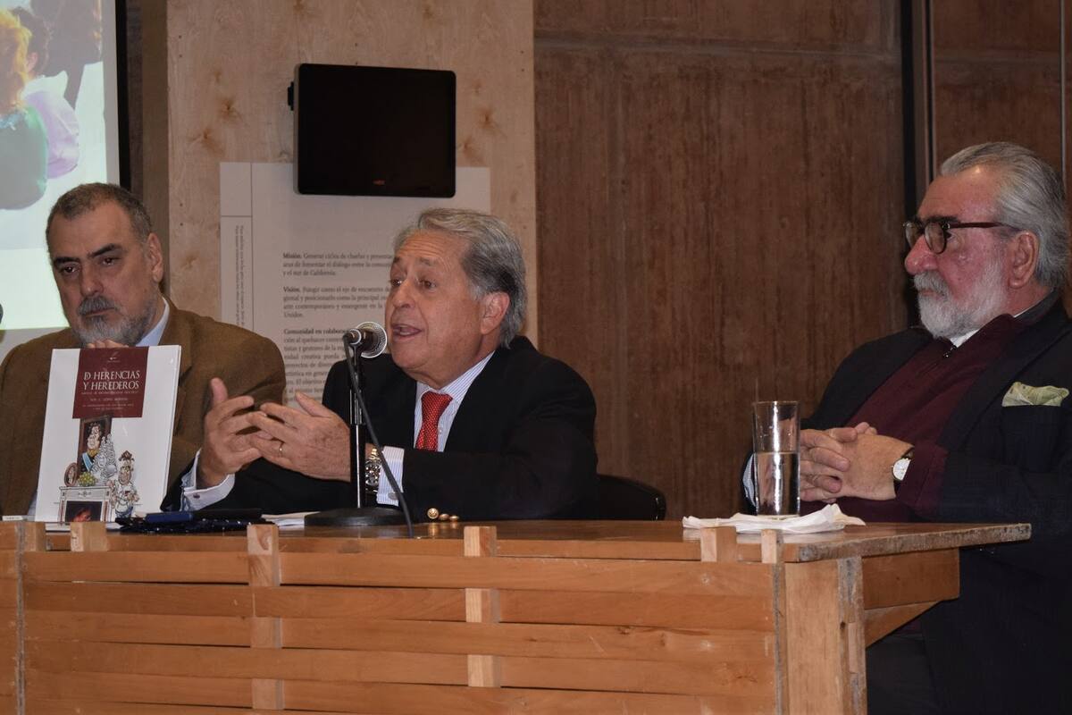 Hablan expertos sobre subastas, coleccionismo y herencias en el Cecut
