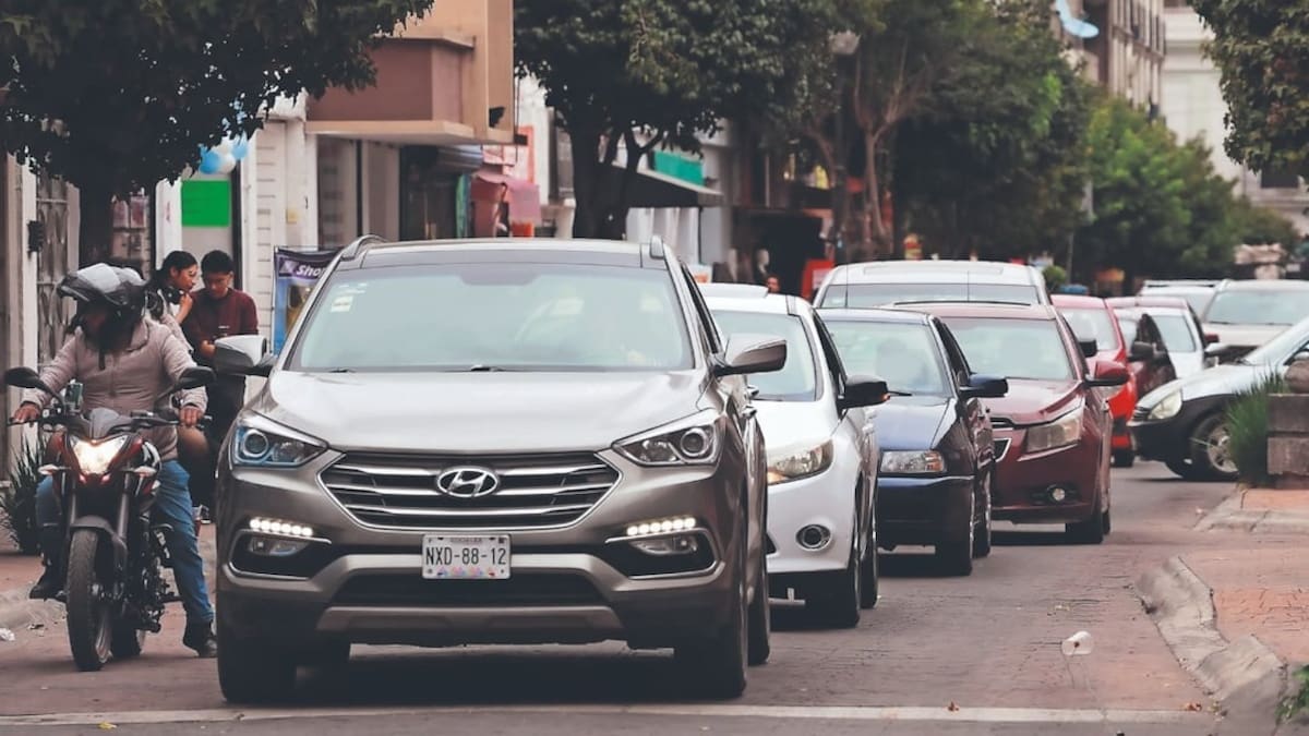 Permisos provisionales para circular sin placas en México: cómo ayuntamientos de Guerrero emiten autorizaciones con código QR que permiten a autos y motocicletas circular sin emplacamiento y evadir tenencias