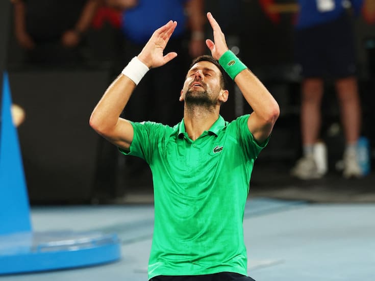 Djokovic vence a Sinner y enfrentará a Alcaraz por el título del Abierto de Australia
