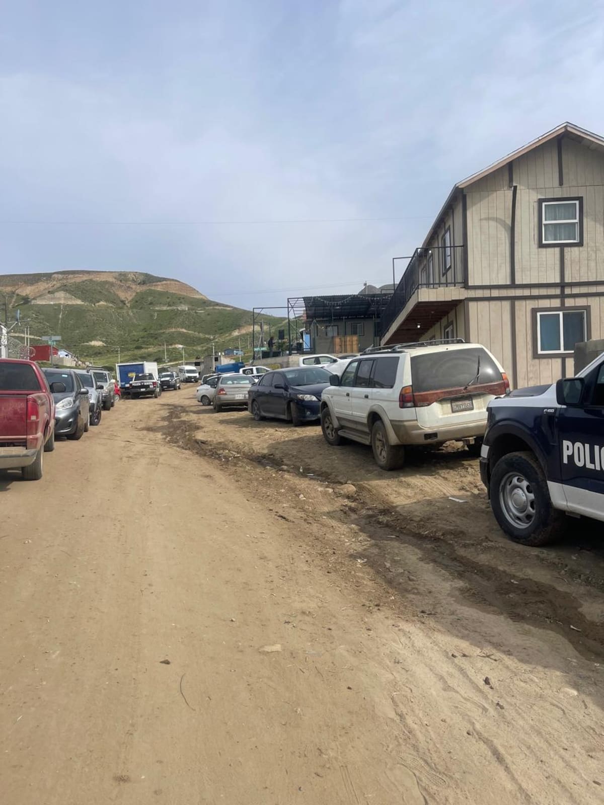 Las necesidades son muchas pero se está pidiendo que se empiece por poner el agua. Foto: Carmen Gutierrez