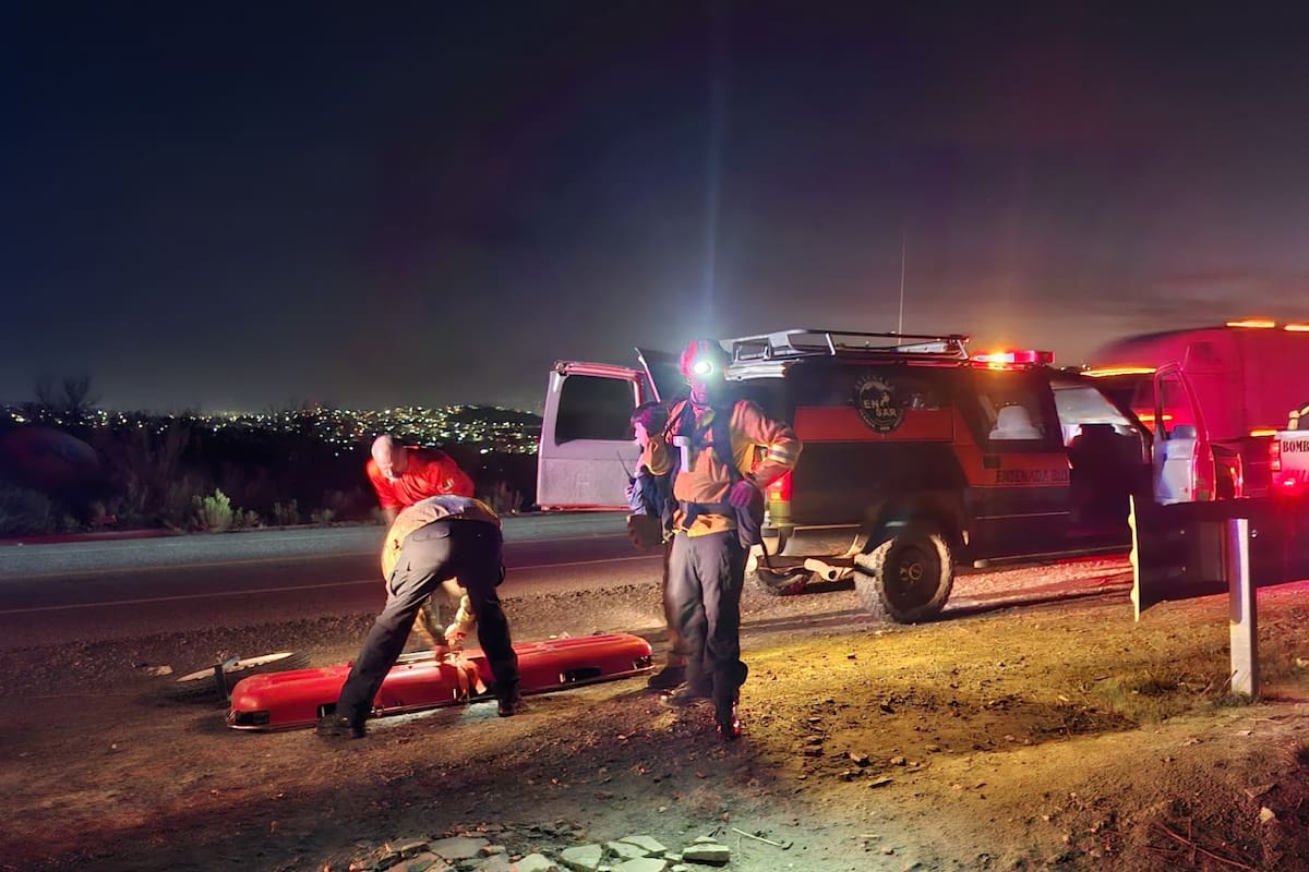 Localizan y rescatan a menor de 13 años extraviado en zona agreste de Ensenada