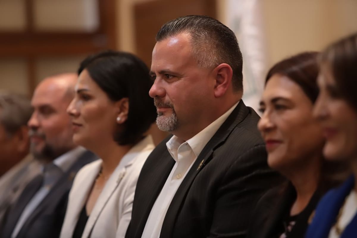 UABC repara sistemas de enfriamiento en Facultad de Derecho