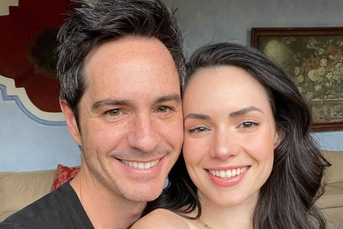Mauricio Ochmann y Paulina Burrola comparten momento romántico