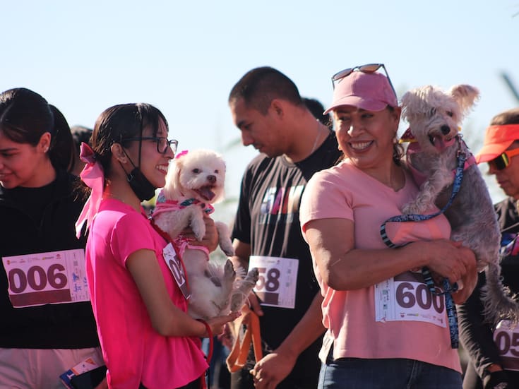 Entre ladridos y San Valentín, así se vivió la Carrera Canina por la Amistad