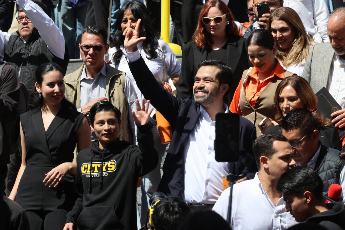 El candidato a la Presidencia por Movimiento Ciudadano, convivió con estudiantes de Cetys Tijuana.
