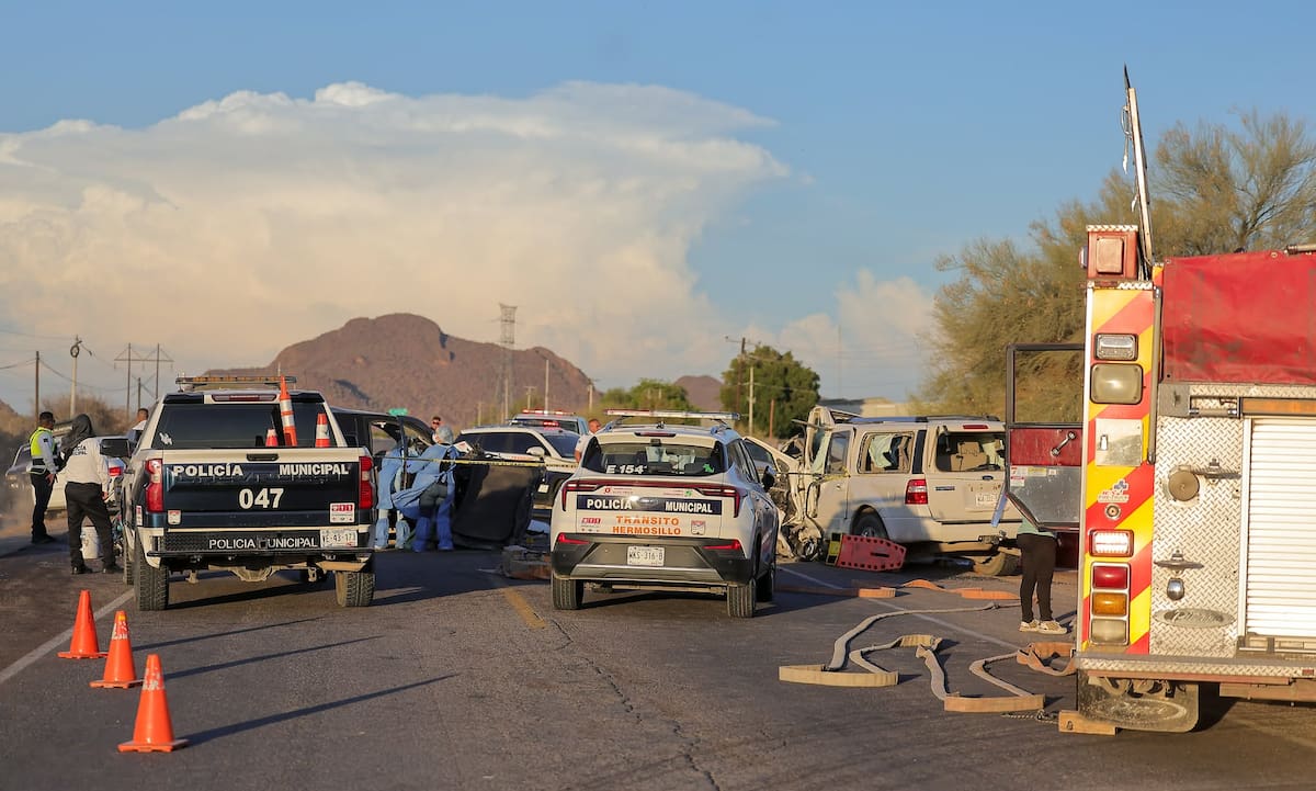 En la Ford Expedition viajaba sola una mujer, quien también resultó herida y fue trasladada a un hospital. Foto: Redacción GH