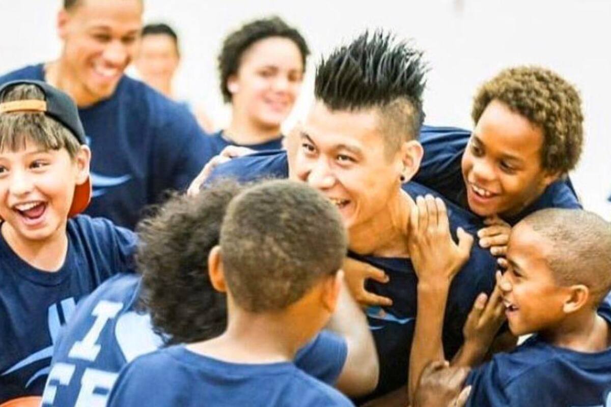 Denuncia ex jugador de NBA haber sido llamado "Coronavirus" por su raza