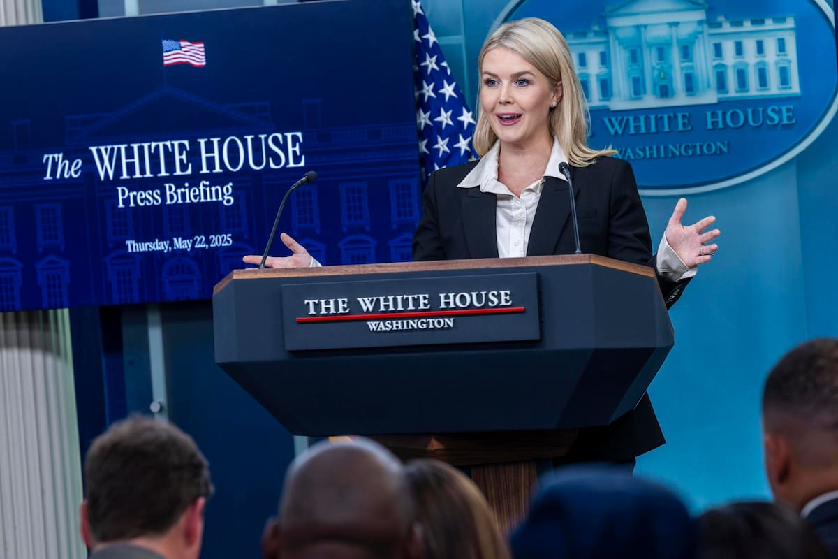 ICE arresta a mujer vinculada a familia de la portavoz de la Casa Blanca Karoline Leavitt; enfrenta proceso de deportación