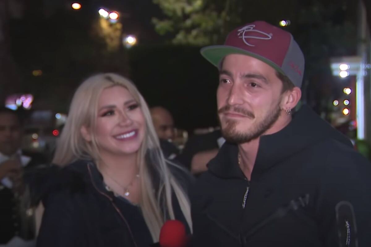 La "Bebeshita" le lleva serenata a Aristeo y él la rechaza