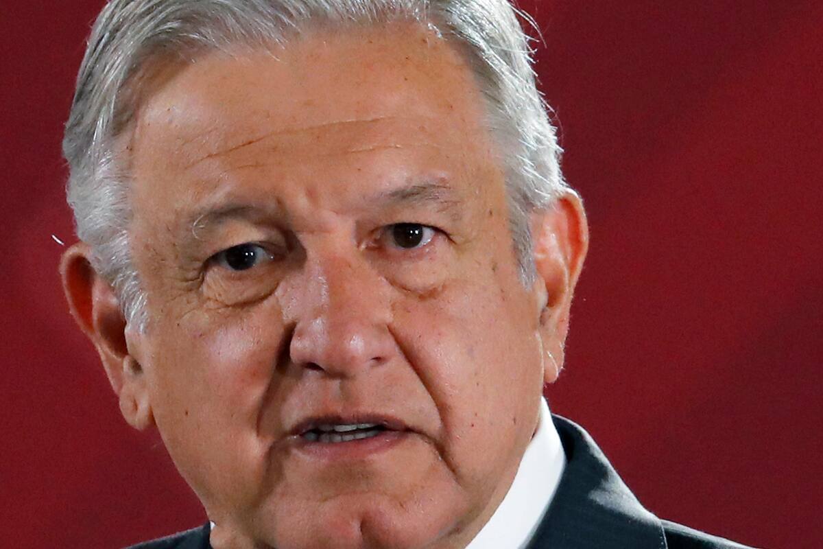 Se reúne AMLO con CNTE en el Palacio Nacional