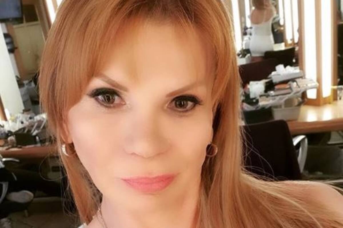 FOTO: Mhoni Vidente se desnuda para redes sociales