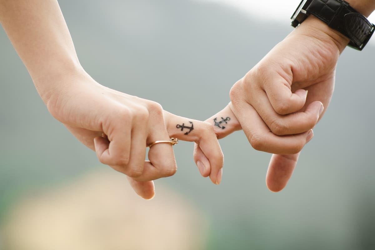 Los tatuajes de pareja, entre el amor eterno, un gran error o incluso una maldición