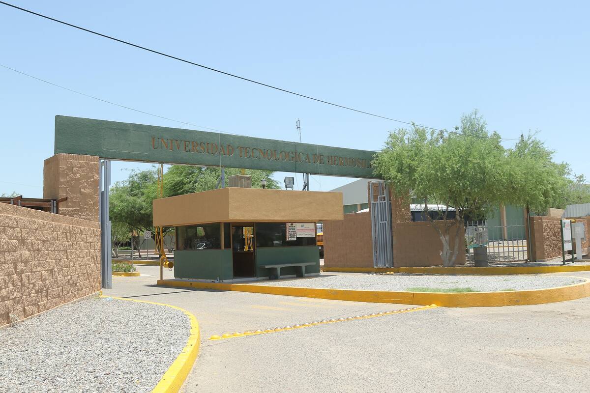 Alumnos de UTH podrían beneficiarse con becas de hasta 100%