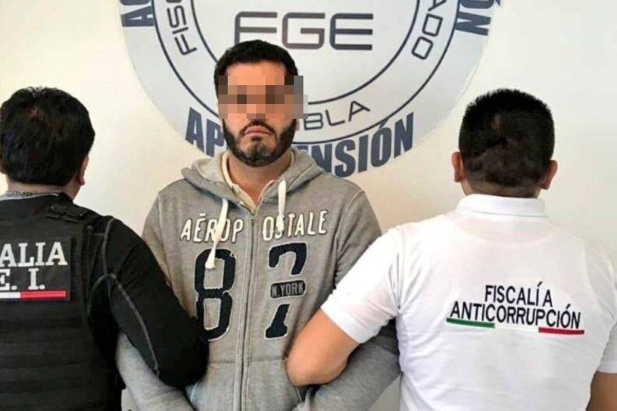 Detienen en aeropuerto de CDMX a edil de Tehuacán