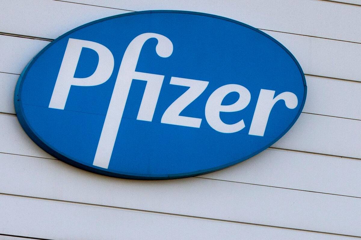 Estudia Pfizer tercera dosis de vacuna, contra variantes