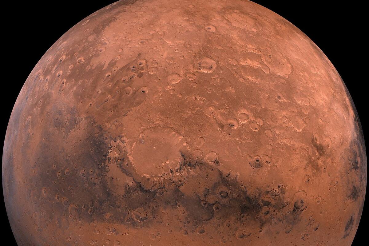 La sonda china Tianwen-1 envía la primera fotografía de Marte durante su histórica misión