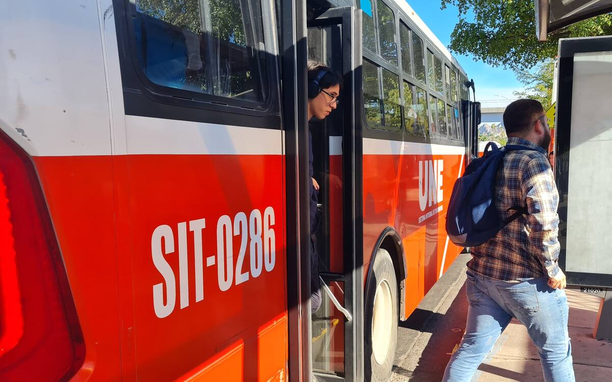 En el caso de Hermosillo, esta estrategia busca reducir filas, evitar contratiempos antes de abordar las unidades y permitir que los usuarios recarguen cerca de sus casas, trabajos o rutas habituales.