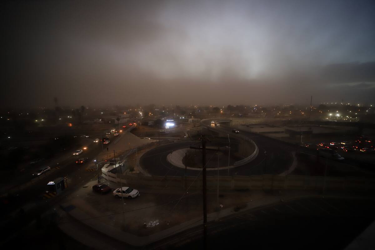 Se va la luz en zona Centro y Colonia Nueva a causa de fuertes vientos