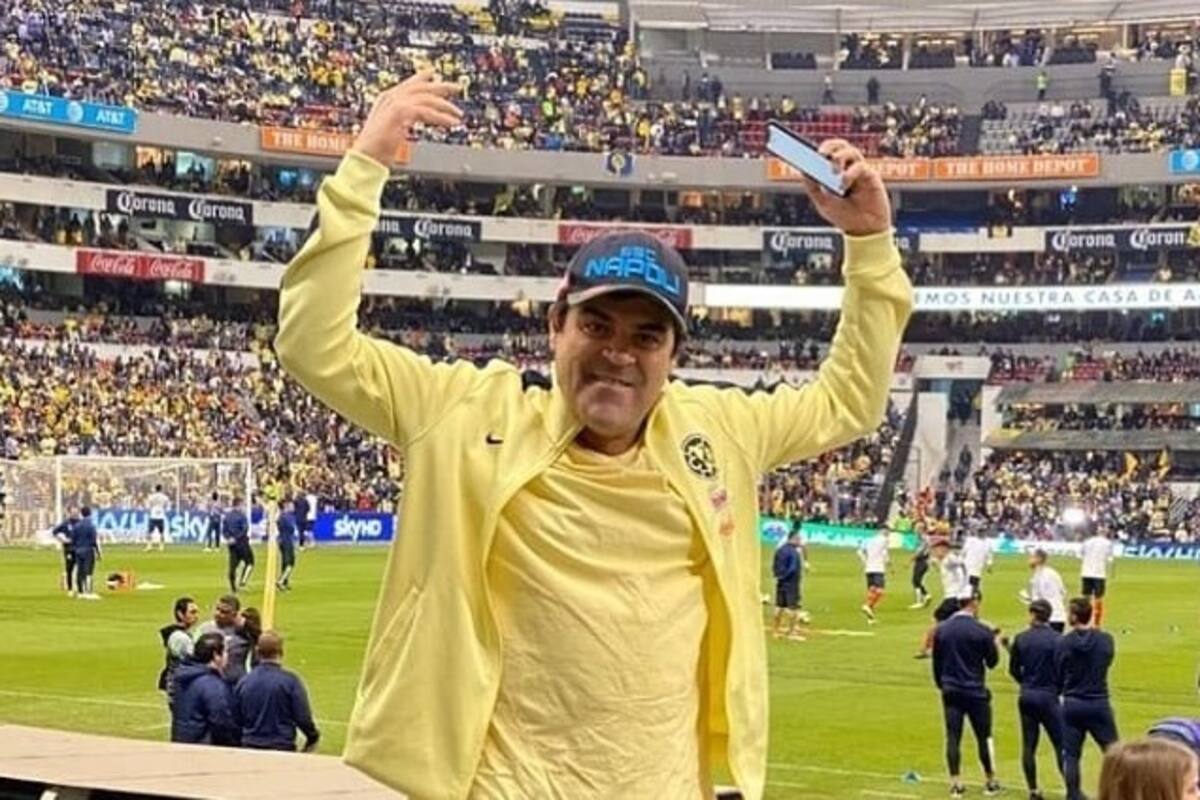 Como todo padre orgulloso, Jorge “El Burro” Van Rankin presumió a su pequeña hija de un mes de nacida