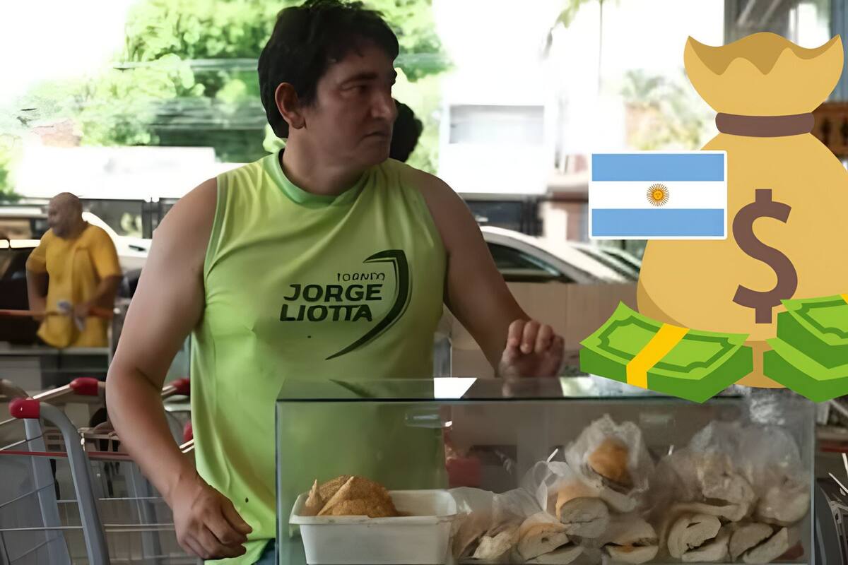 Sandwichero regresa bolso con millones de pesos argentinos y su razón se viraliza