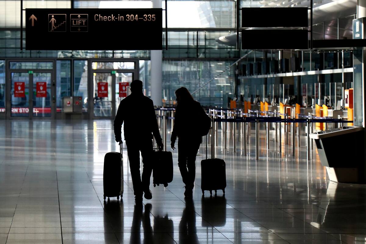 EU exige prueba negativa de Covid a viajeros aéreos
