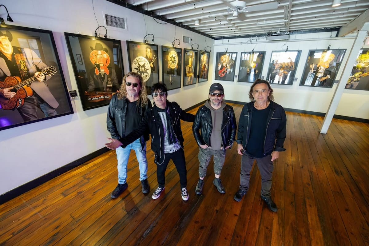 Maná anuncia lanzamiento de su nuevo álbum de duetos ‘Noches de cantina’