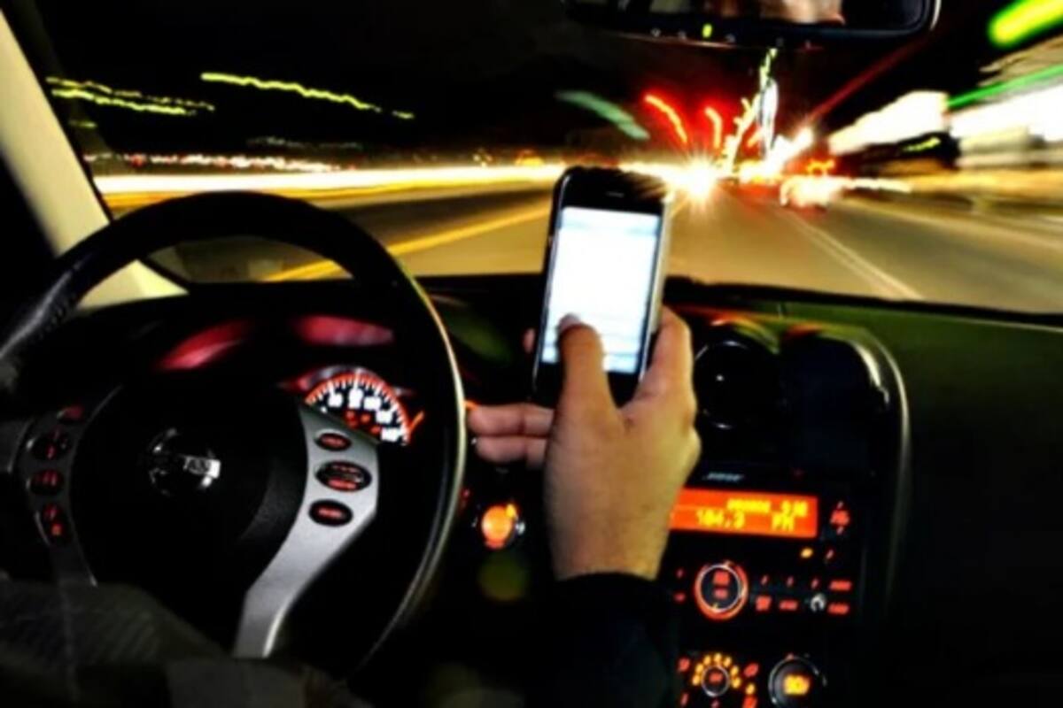 Australia lanza sistema de cámaras con IA para detectar conductores usando sus teléfonos