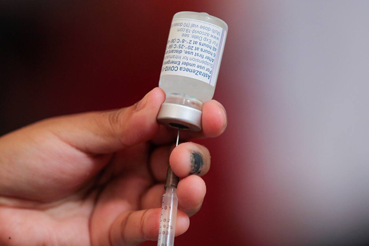 Qué pasó con las millones de vacunas de AstraZeneca que México y Argentina prometieron producir en América Latina