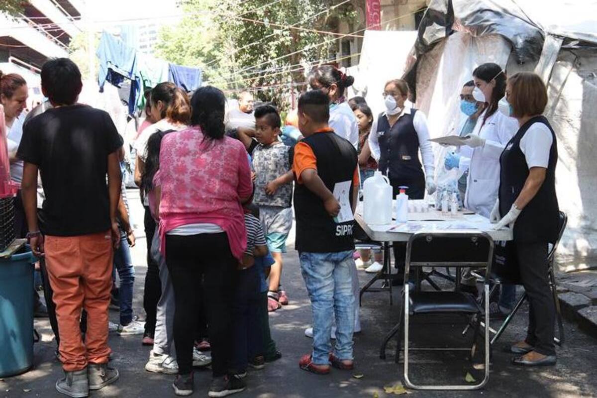 "No creemos en la enfermedad": campamento indígena