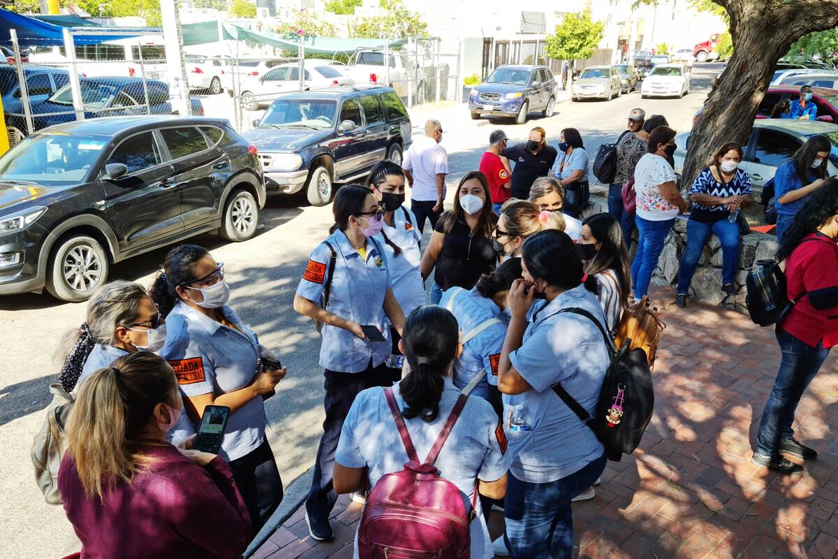 Madres salen a exigir se abran las guarderías en Sonora