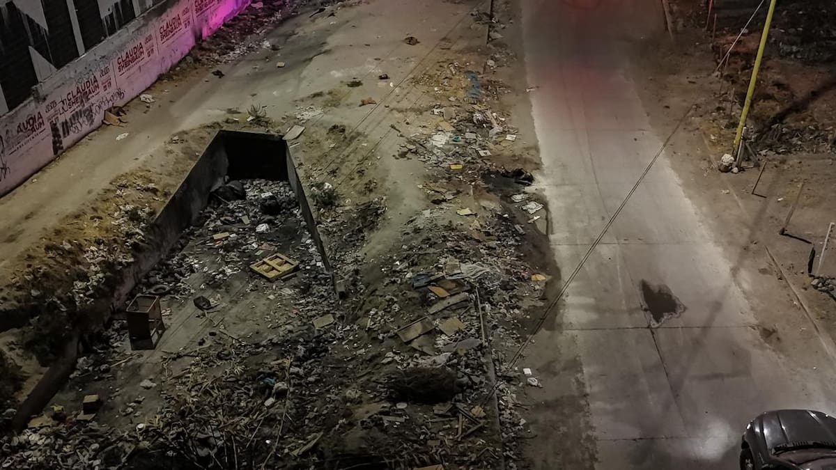 La víctima no ha podido ser identificada debido al daño ocasionado por el fuego. Foto: Border Zoom