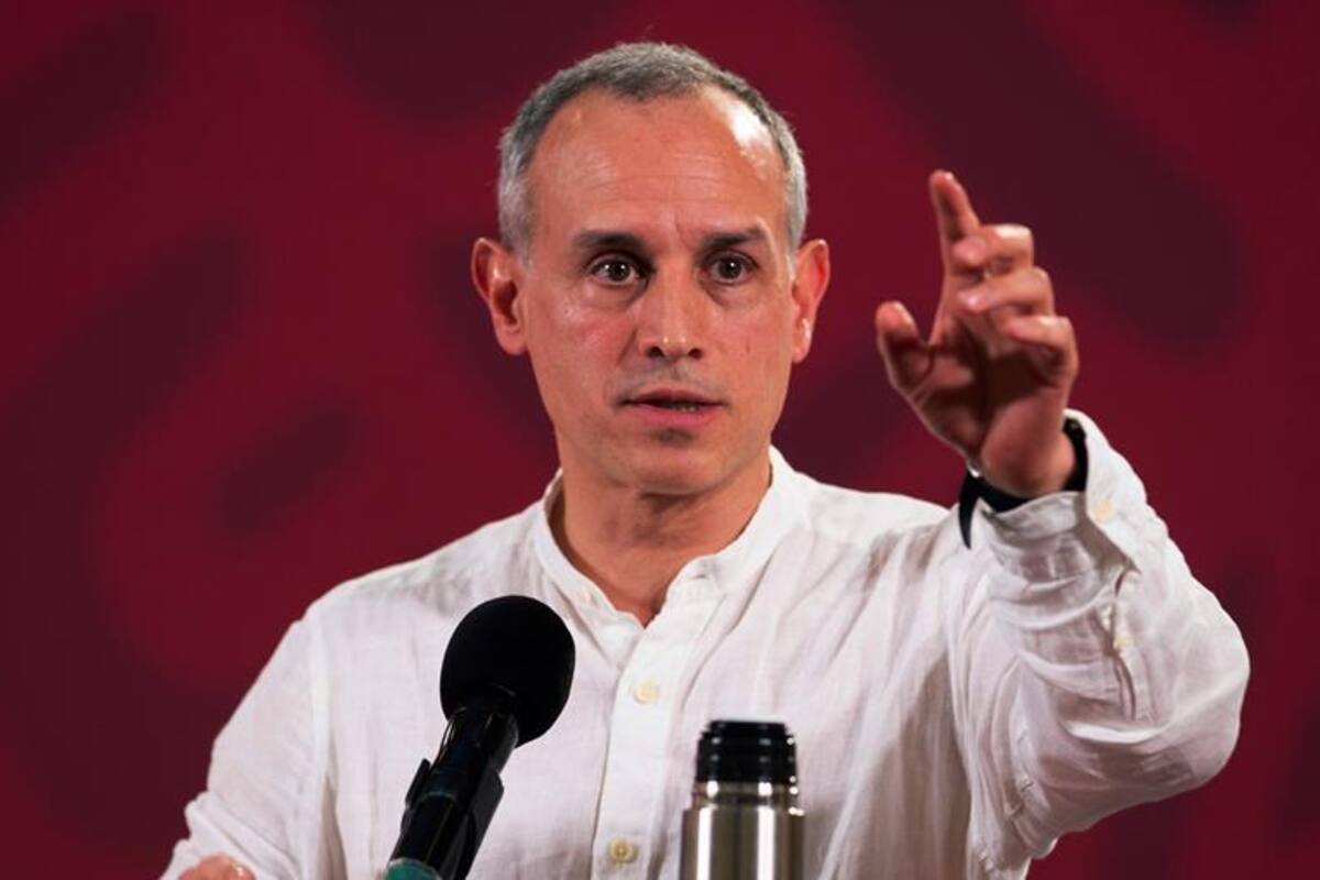 "Doble fraude", Gatell denuncia que usan su imagen en productos "milagro" ante Covid-19