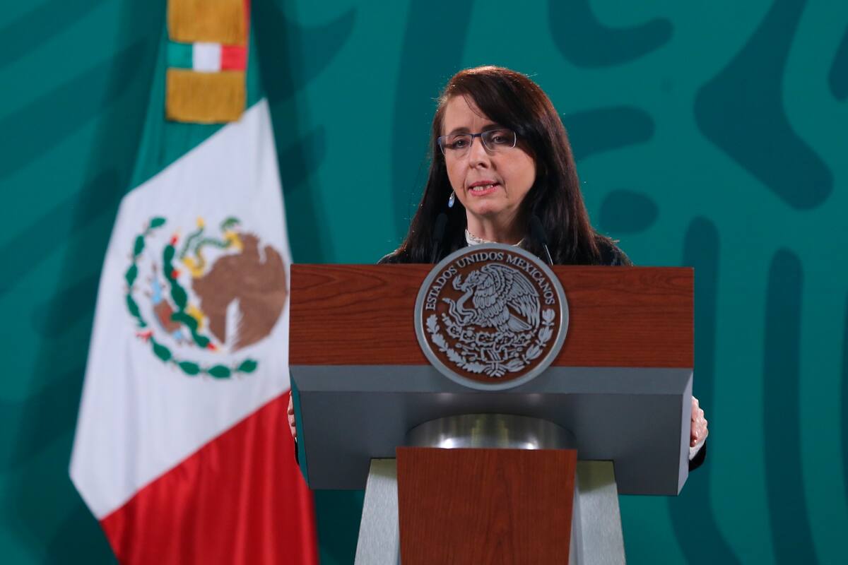 La directora general del Consejo Nacional de Ciencia y Tecnología (Conacyt), María Elena Álvarez-Buylla, habla hoy durante la rueda de prensa matutina del presidente mexicano Andrés Manuel López Obrador, en Palacio Nacional, en Ciudad de México (México). EFE/Sáshenka Gutiérrez