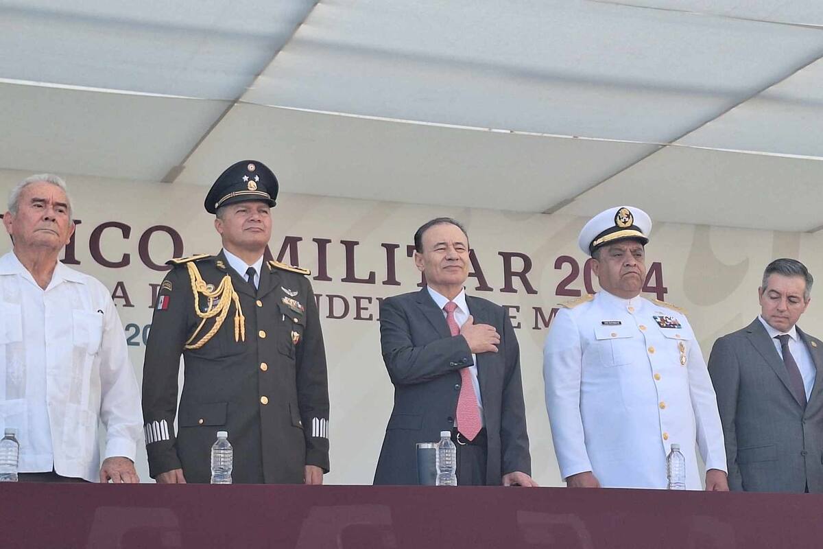 Hermosillo: Concluye desfile Cívico-Militar de aniversario de la independencia
