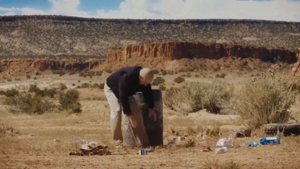 Bryan Cranston como Walter White para la campañana 'Breaking Bad Habits'