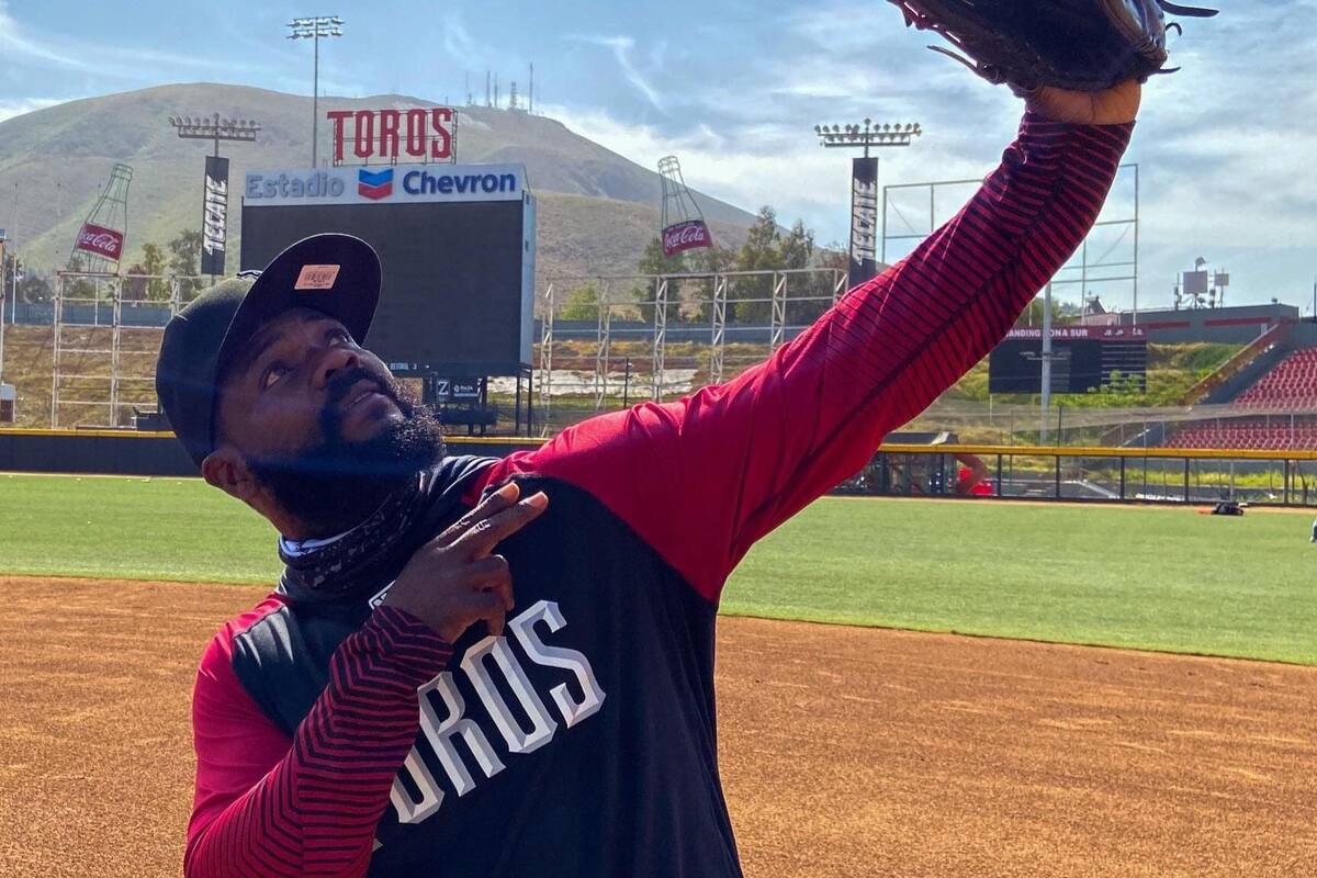Fernando Rodney se presenta con Toros de Tijuana