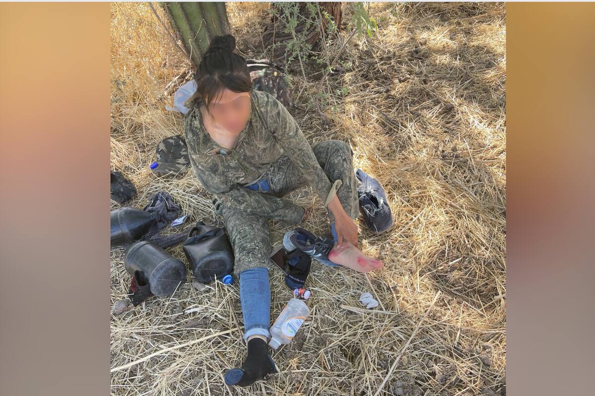 Abandonan mujer migrante en el desierto de Arizona al no poder caminar