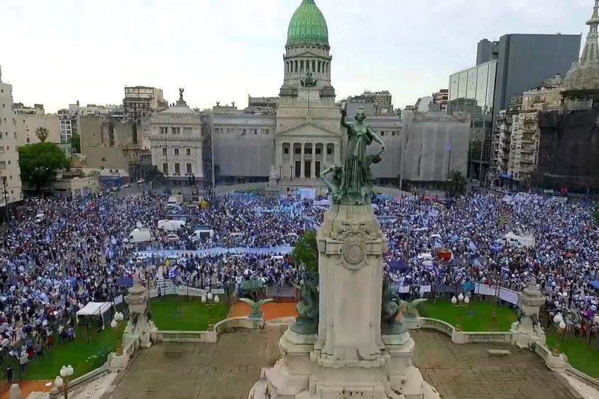Cámara de Diputados de Argentina aprueba debate por la legalización del aborto