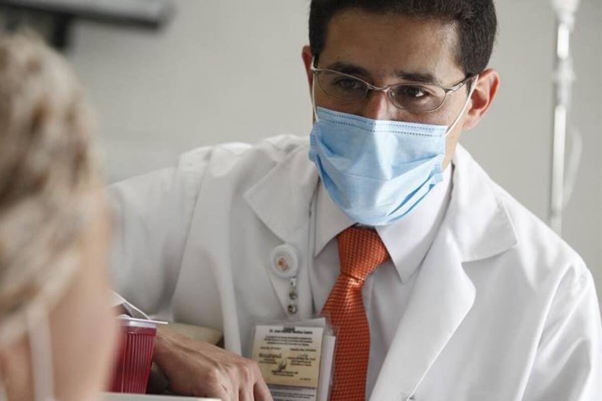 La medicina personalizada ya está en Latinoamérica, pero agravaría desigualdad: Experto