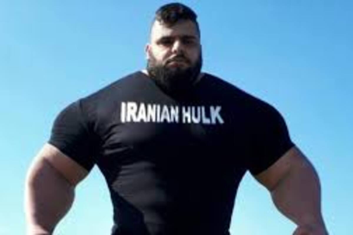 Hombre se entrena doblando un sartén, se hace llamar el Hulk iraní