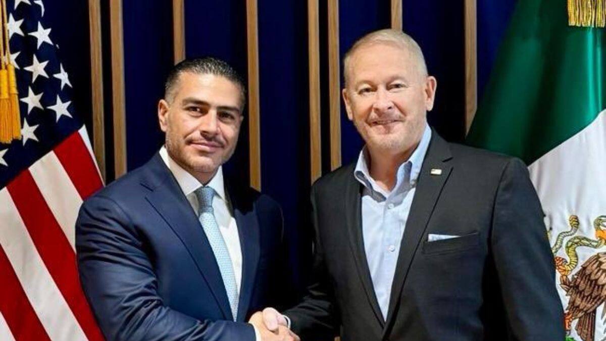 Ronald Johnson reconoce el liderazgo de Claudia Sheinbaum y autoridades mexicanas tras reanudación de operaciones de Estados Unidos en zonas aguacateras de Michoacán