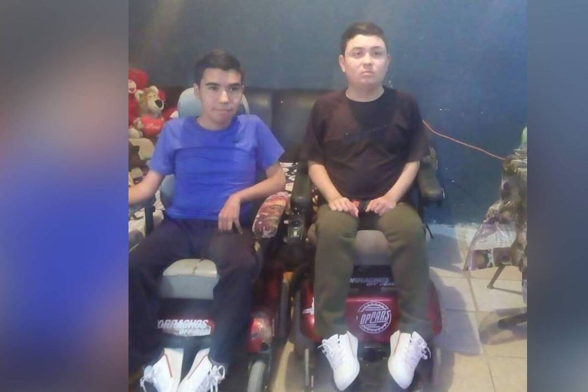 Esteban y Francisco, jóvenes con distrofia muscular de Duchenne, requieren donaciones de ensure para superar una desnutrición derivada de una infección