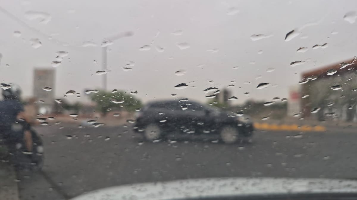 Hermosillo mantendrá probabilidad de chubascos y actividad eléctrica aislada hasta la noche, advierte MeteoAlert