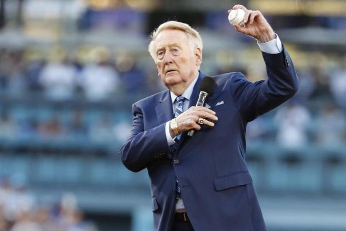 Exnarrador de los Dodgers sufre accidente en su casa y es hospitalizado