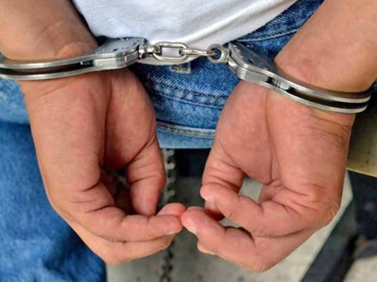 Capturan a presunto responsable de colocar nueve “narcomantas” en Hermosillo