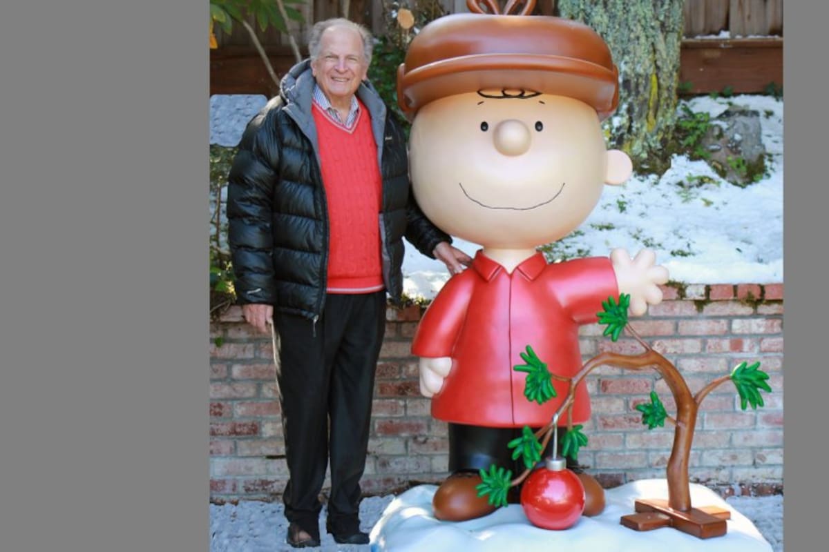 Muere el productor de "Charlie Brown Christmas" en Navidad