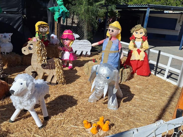 Entre creatividad y unión, estudiantes de la Secundaria Juan Escutia hicieron su propio Nacimiento con materiales reciclados para preservar la magia y el espíritu de la Navidad