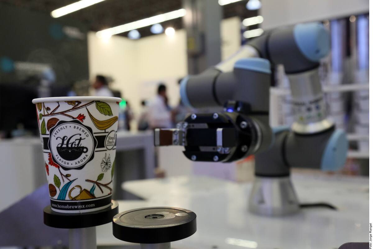 Robots empacan y ¡sirven café!