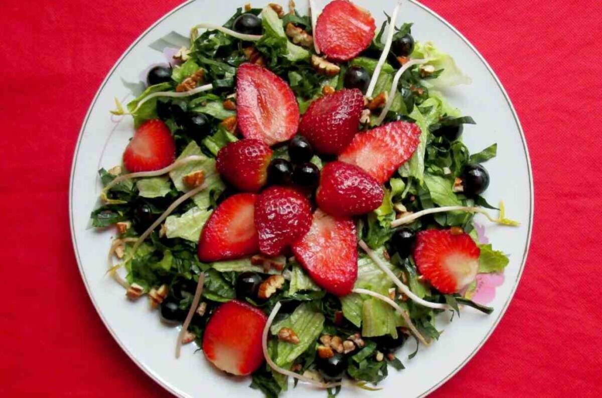 Ensalada de berros y fresas